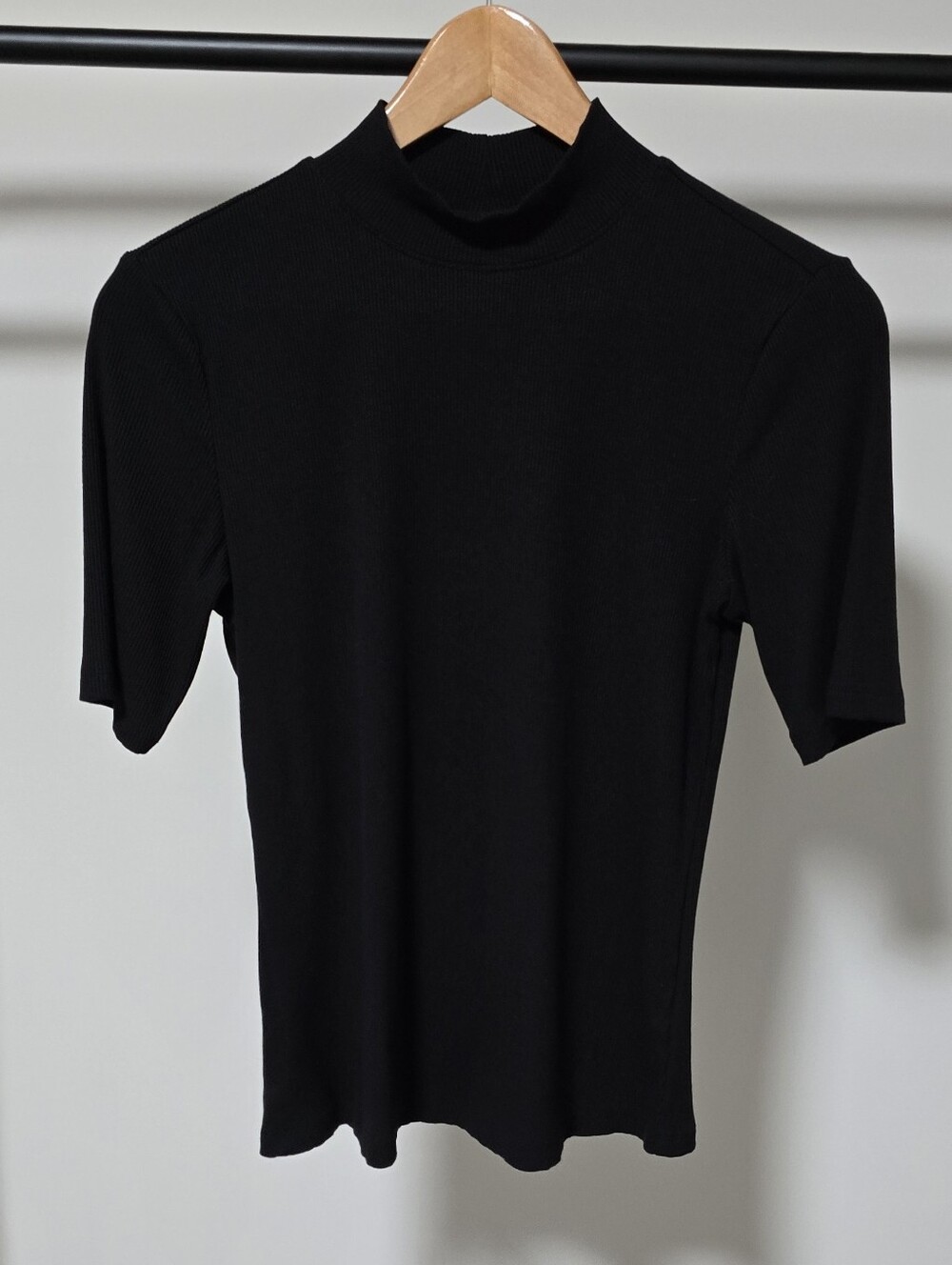 Nine West Black Short-Sleeve Mock Neck Tee